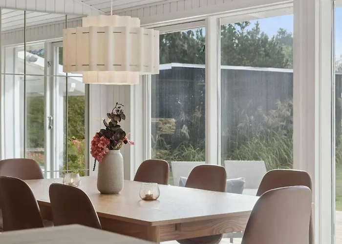 Premium Newly Renovated Retreat *